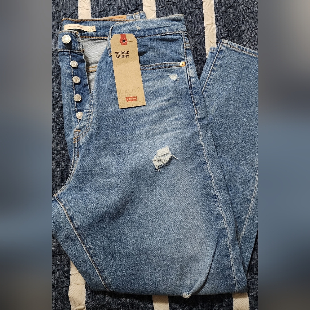 Levi's Classic Blue Denim Wedgie Skinny Jeans